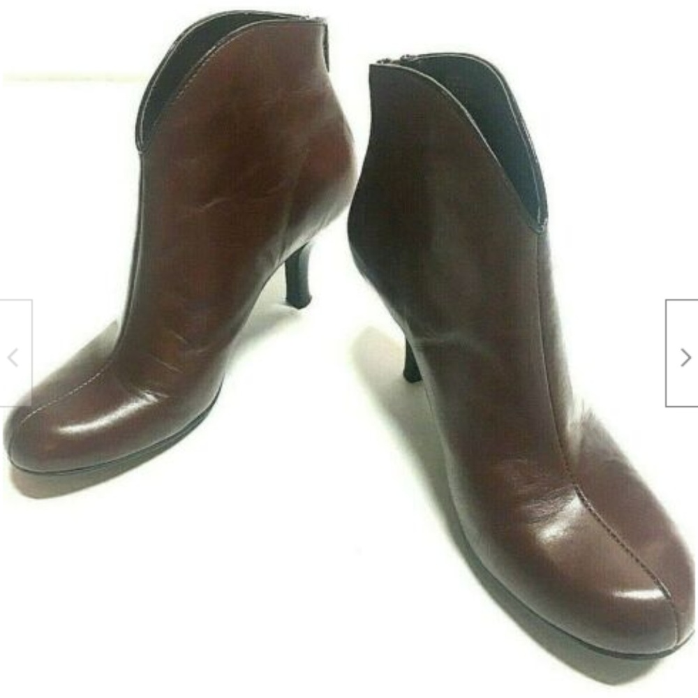Franco Sarto L-Mira Kitty Pump Botties